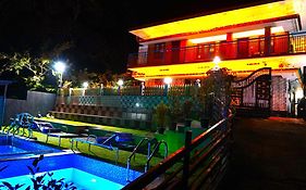 Arabian Nights Munnar,Family Villa With Pool